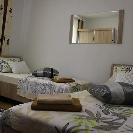 Deluxe Manuela With Balcony Center