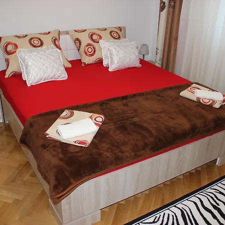 Deluxe Manuela With Balcony Center 3*