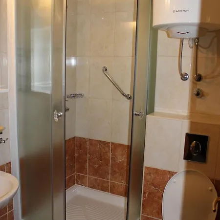 Vendégház Deluxe Manuela With Balcony Center Split