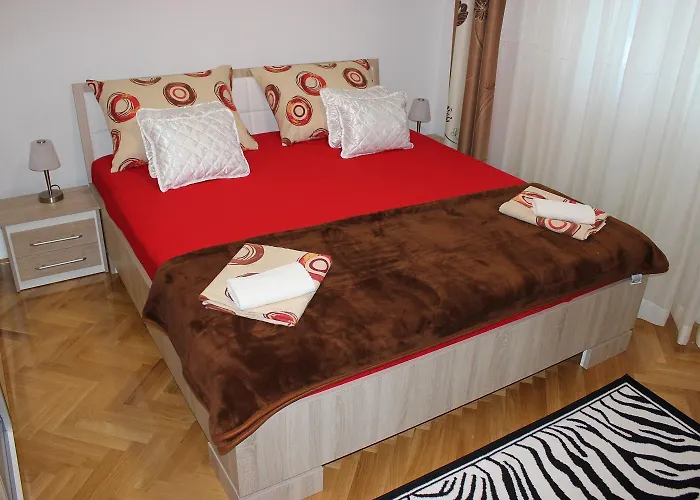 Deluxe Manuela With Balcony Center 3*