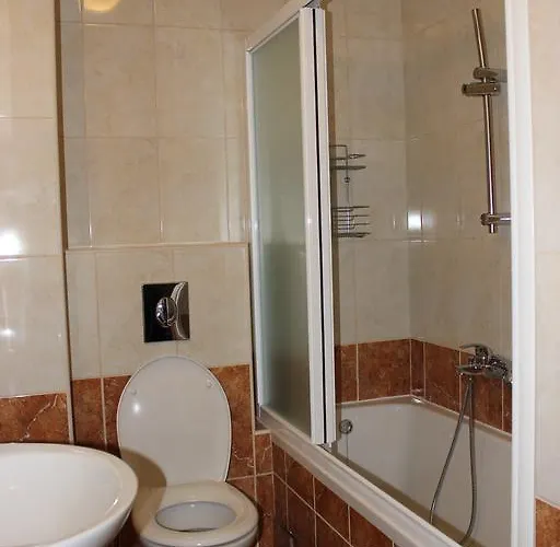 Deluxe Manuela With Balcony Center