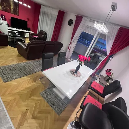 Deluxe Manuela With Balcony Center 3*